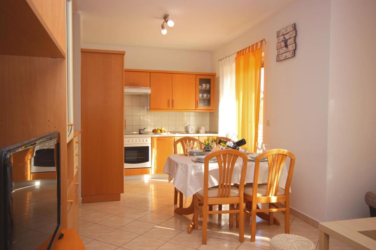 Apartment Ely ラバック エクステリア 写真