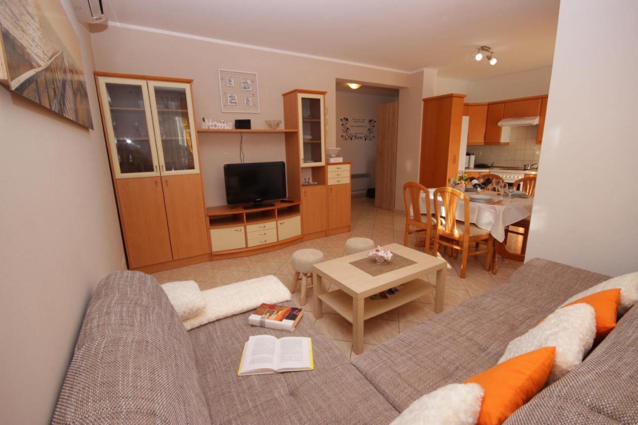 Apartment Ely ラバック エクステリア 写真