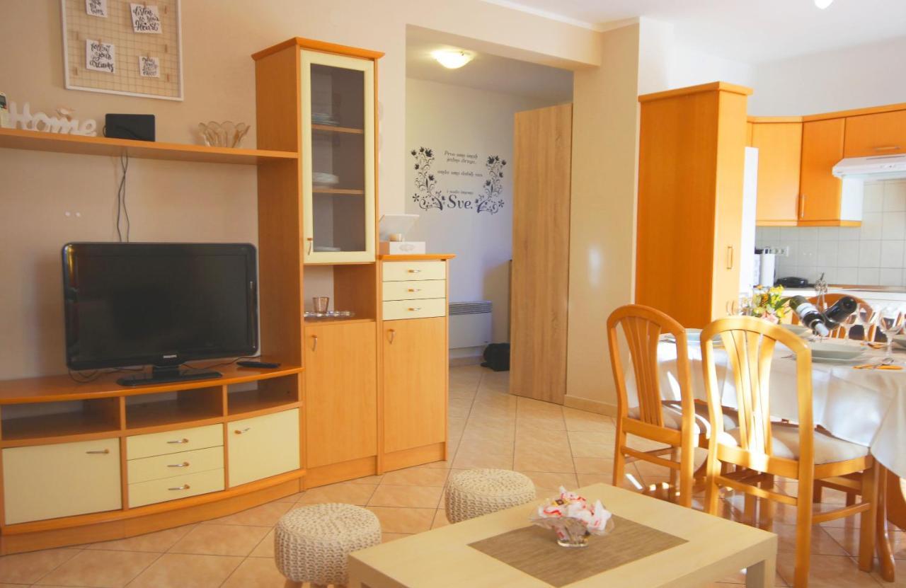 Apartment Ely ラバック エクステリア 写真