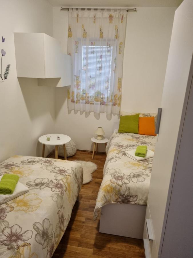 Apartment Ely ラバック エクステリア 写真